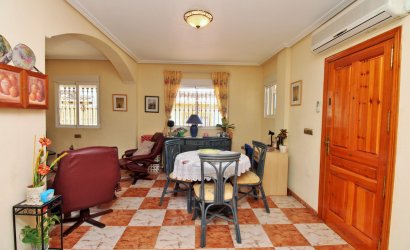 Tweedehands - Herenhuis -
Playa Flamenca