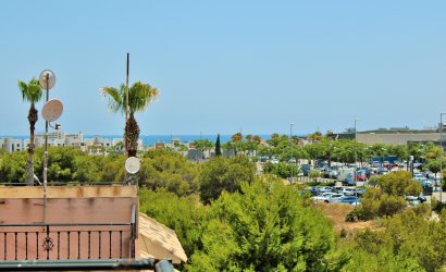 Tweedehands - Herenhuis -
Playa Flamenca