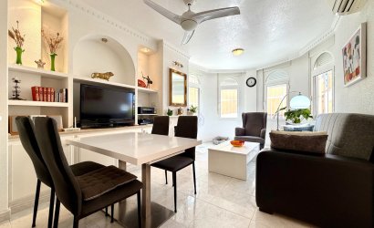 Revente - Villa -
Orihuela Costa - Villamartín