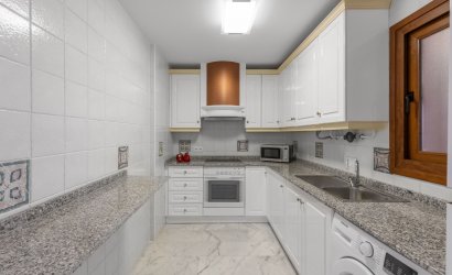Revente - apartment -
Orihuela Costa - Villamartín