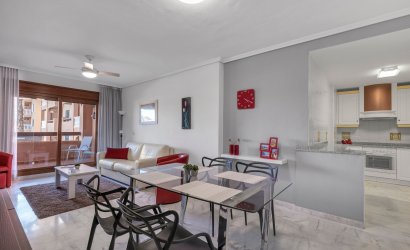 Revente - apartment -
Orihuela Costa - Villamartín