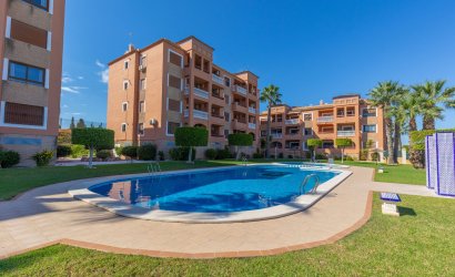 Revente - apartment -
Orihuela Costa - Villamartín