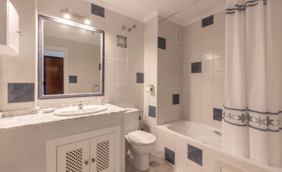 Revente - apartment -
Orihuela Costa - Villamartín