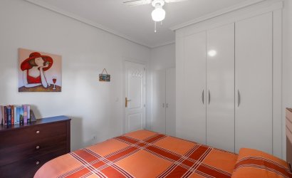 Revente - apartment -
Orihuela Costa - Villamartín