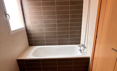 Obra nueva - Ático -
Orihuela